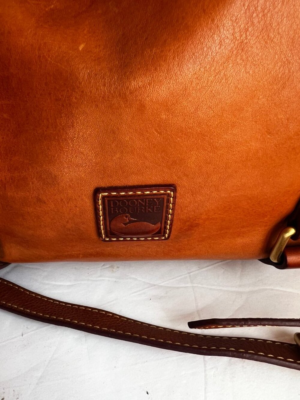 $599 DOONEY & BOURKE FLORENTINE LARGE LEATHER TASSLE SATCHEL - Picture 2 of 14